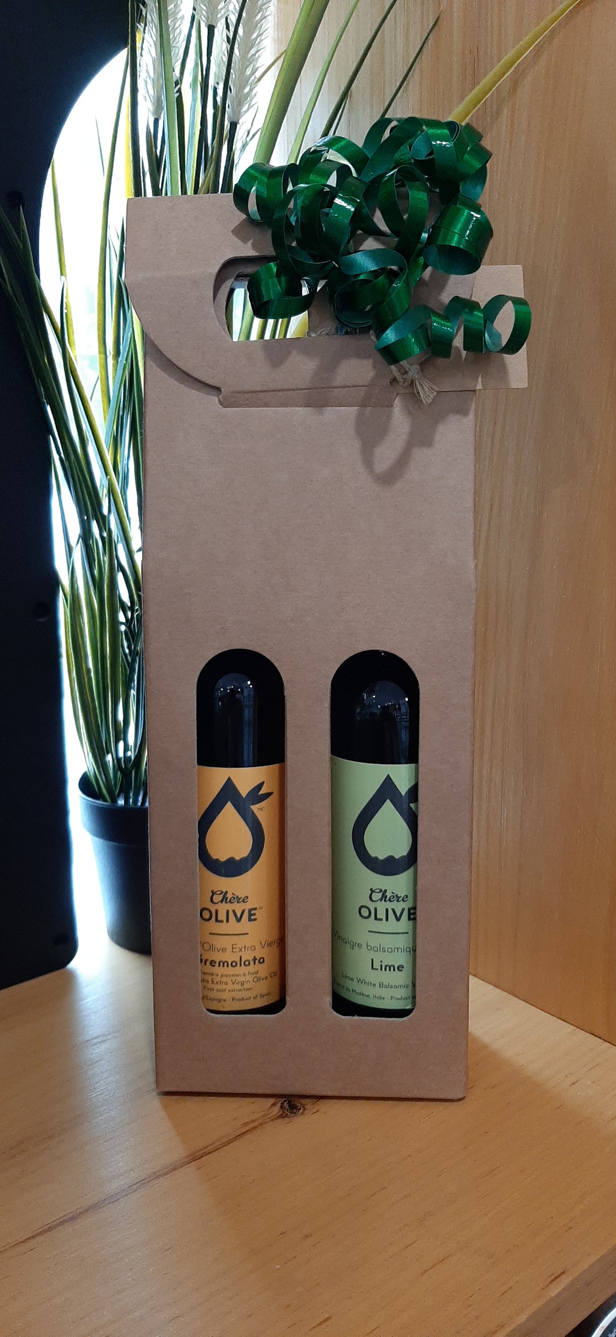 ENS0198 - Ensemble-cadeau huile d'olive et vinaigre balsamique