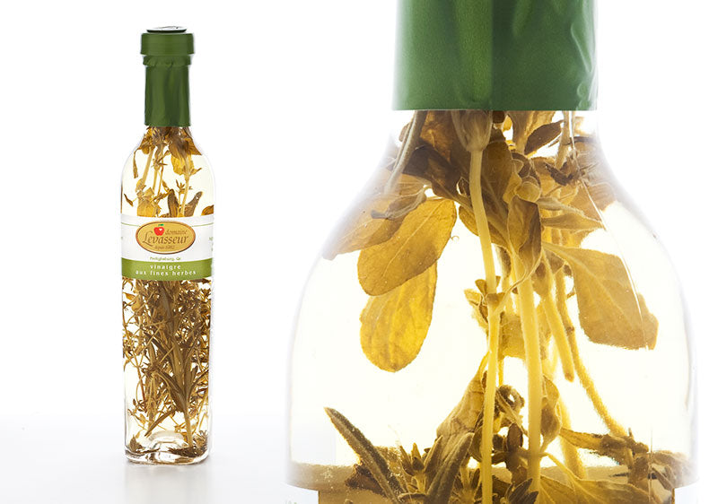 AUC0020 - Vinaigre fin - FINES HERBES