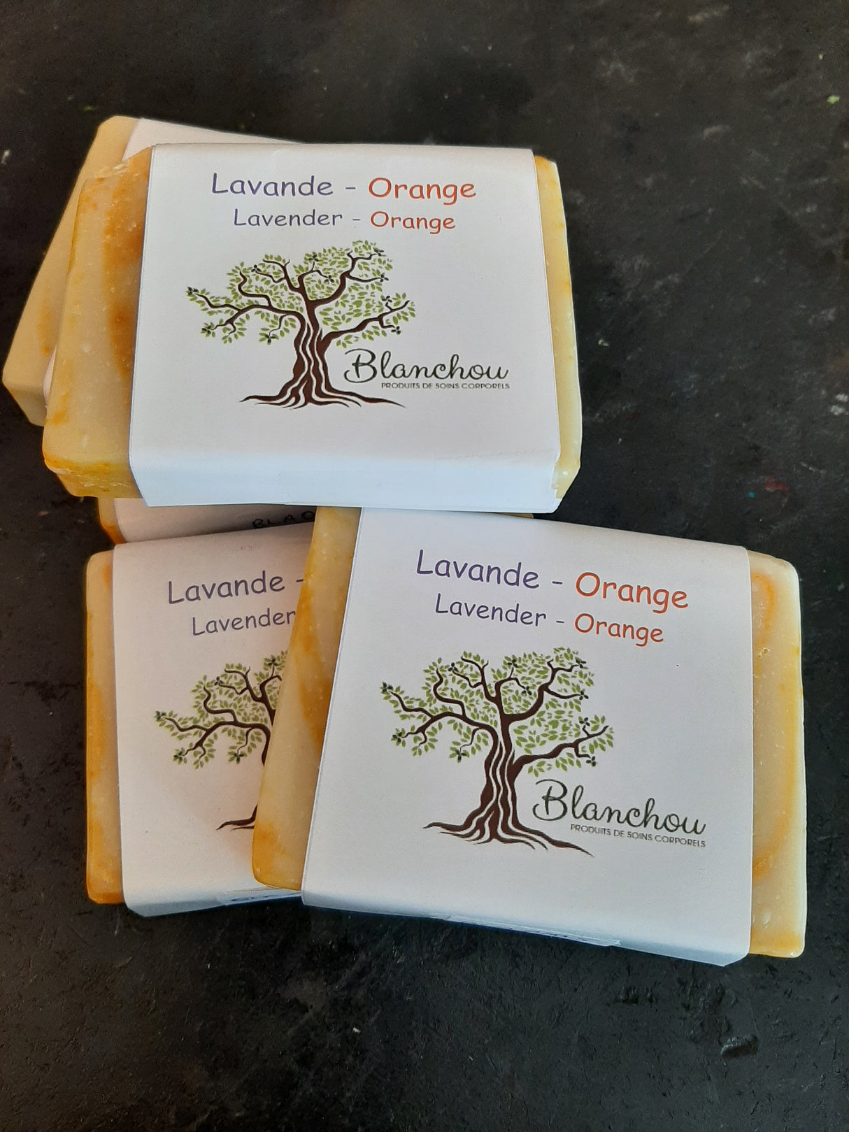 BLA0105 - 1/2 soap with lavender and orange essential oil 