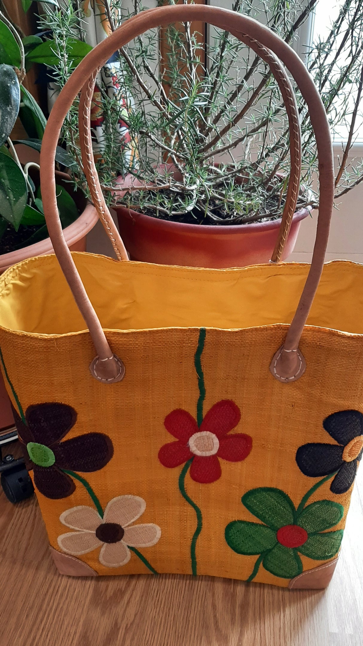 PAN0004 - Basket bag with floral patterns 