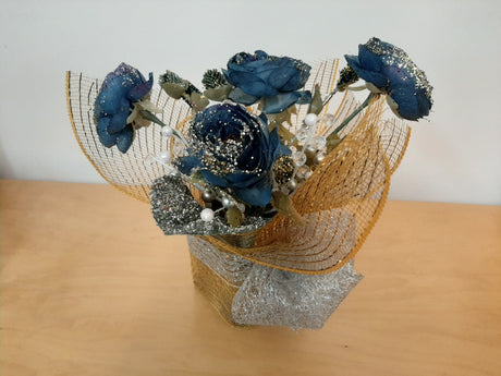 DÉCO-N - Arrangement of blue flowers 