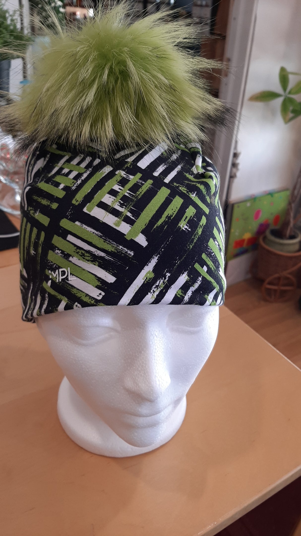 MPL0034 - Adult beanie with black, white and green stripes